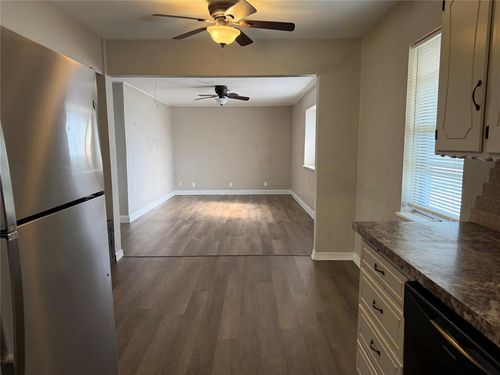 3317 Se 15th St, Del City, OK, 73115-4901 | Card Image