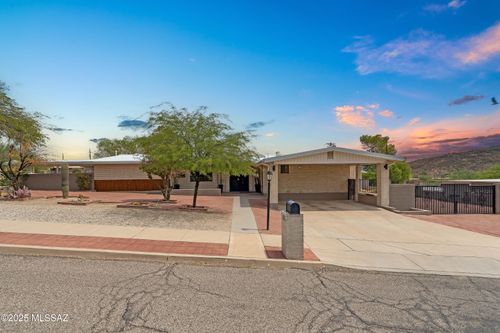 402 N La Cholla Blvd, Tucson, AZ, 85745-2157 | Card Image