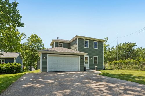 826 Elm Ave, Round Lake Park, IL, 60073-9700 | Card Image