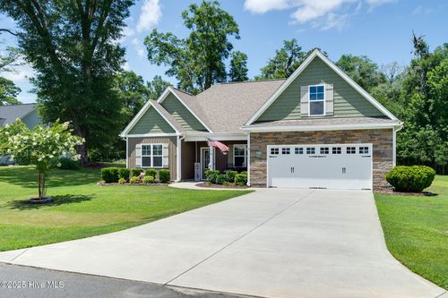 106 Chimney Landing Dr, Rocky Point, NC, 28457-1503 | Card Image