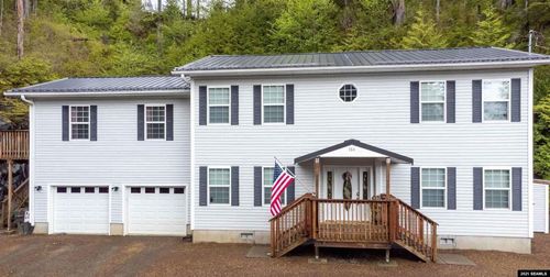 764/766 Forest Avenue, Ketchikan, AK, 99901 | Card Image