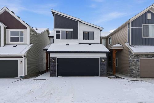 75 Heartwood Lane Se, Calgary, AB, T3S0P9 | Card Image