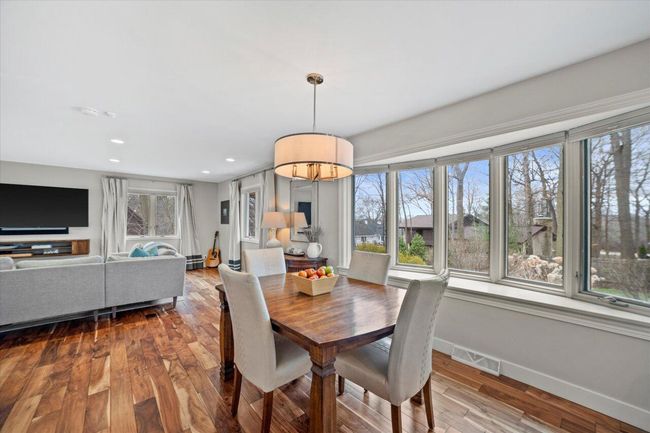 2521 W Wending Drive, House other with 4 bedrooms, 2 bathrooms and null parking in Glendale WI | Image 10