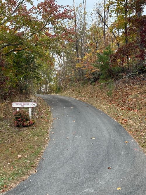 956 Street Of Dreams Dr, Gatlinburg, TN, 37738 | Card Image