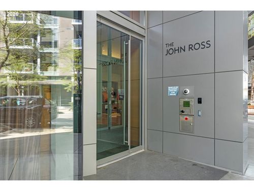812-3601 S River Pkwy, Portland, OR, 97239-4553 | Card Image