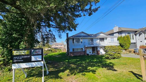 11961 97a Ave, Surrey, BC, V3V2G9 | Card Image
