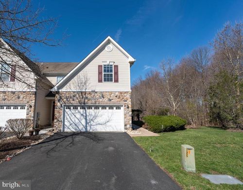 233 Concord Pl, Pennington, NJ, 08534-5264 | Card Image