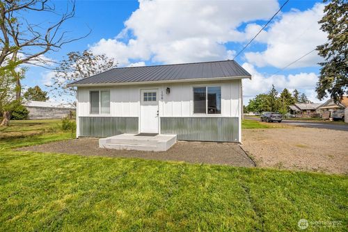 108 Centre St S, Rainier, WA, 98576-9812 | Card Image