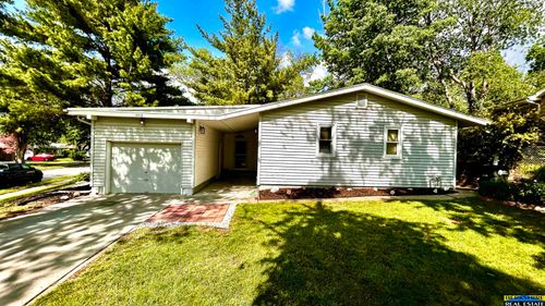 3213 N 97th St, Omaha, NE, 68134-5357 | Card Image