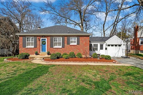 339 Bogey Ln, Kirkwood, MO, 63122-2924 | Card Image