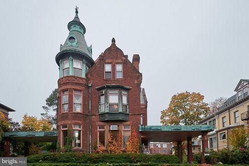 m-3fl-606 N 5th St, Reading, PA, 19601-2264 | Card Image