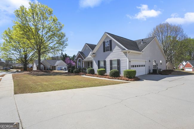 1056 Fern Valley Way, House other with 3 bedrooms, 2 bathrooms and null parking in Dacula GA | Image 38