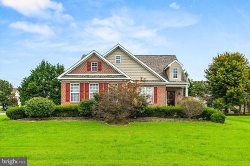 18 W Bullrush Dr, MILFORD, DE, 19963-3924 | Card Image
