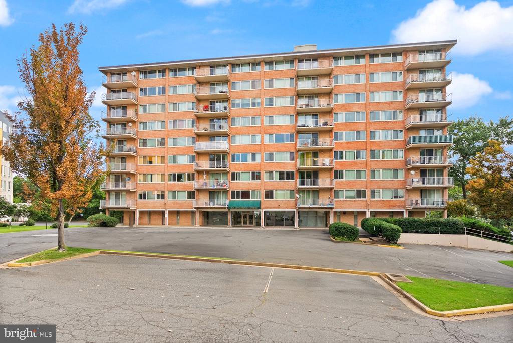 Residential Lease in ALEXANDRIA 2