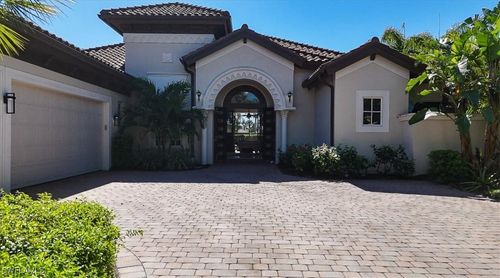 8910 Shenendoah Cir, NAPLES, FL, 34113-1661 | Card Image