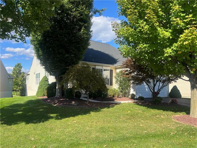 Queenscourt Ln, Macungie, PA 18062