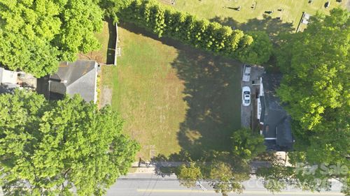 424 W 2nd Ave, Gastonia, NC, 28052-3855 | Card Image