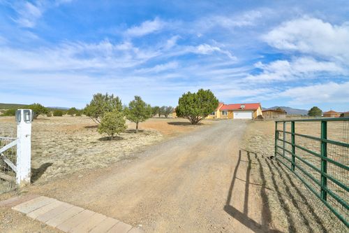 21 Via Conejo, Edgewood, NM, 87015-9029 | Card Image