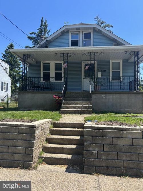 251 Fitzwatertown Rd, WILLOW GROVE, PA, 19090-2303 | Card Image