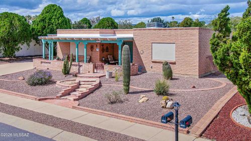 1500 S San Luis, Green Valley, AZ, 85614-1508 | Card Image