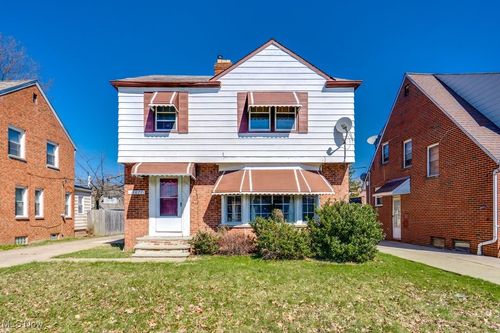 13677 Cedar Rd, University Heights, OH, 44118-2639 | Card Image