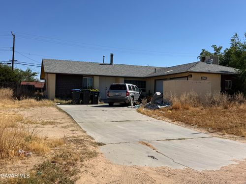10716 Proctor Blvd, California City, CA, 93505-2329 | Card Image