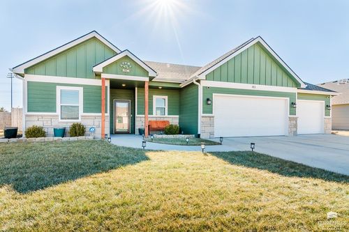813 Waxwing Dr, Manhattan, KS, 66502-6769 | Card Image