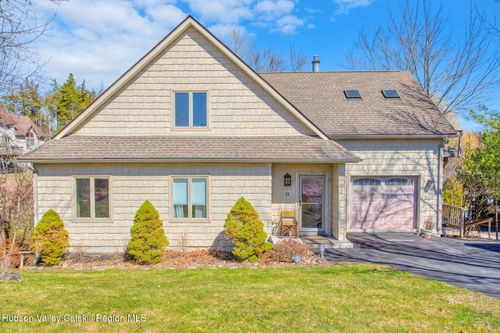 pp28-15 Strange Ct, Athens, NY, 12015-4224 | Card Image