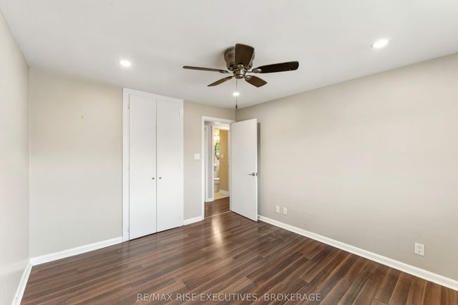 999 Portsmouth Ave, Home with 6 bedrooms, 3 bathrooms and 4 parking in Kingston ON | Image 35