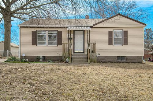 10409 E 26th St S, Independence, MO, 64052-3319 | Card Image