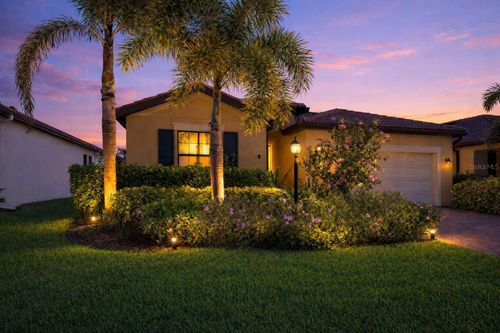 10221 Loch Lomond Dr, BRADENTON, FL, 34211-8442 | Card Image