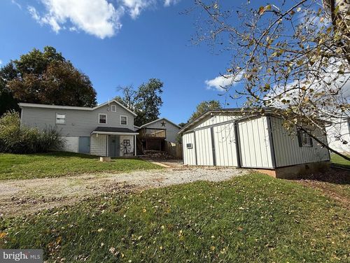 655 Abbottstown Pike, ABBOTTSTOWN, PA, 17301-9784 | Card Image