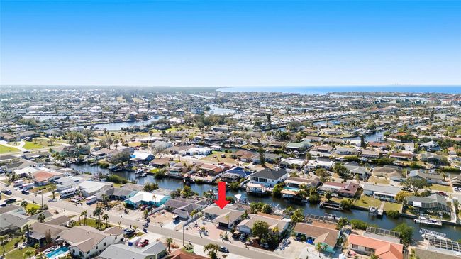 6518 Senegal Palm Way, House other with 3 bedrooms, 2 bathrooms and null parking in APOLLO BEACH FL | Image 40