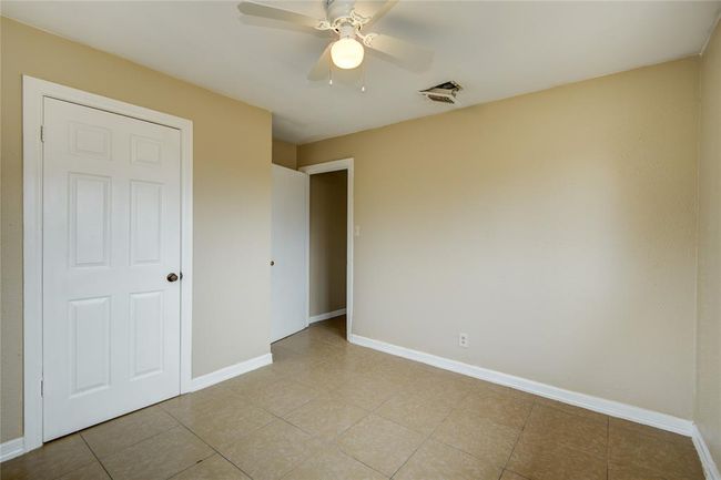 222 S Avenue G, House other with 4 bedrooms, 3 bathrooms and null parking in Freeport TX | Image 24