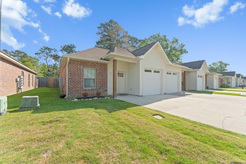 a-9900 Country Club Dr, Denham Springs, LA, 70726-7712 | Card Image