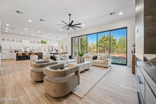 24667 N 116th St, Scottsdale, AZ, 85255-5752 | Card Image