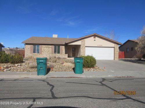 1208 E 36th St, Farmington, NM, 87401-2044 | Card Image
