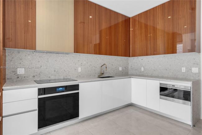 APT-1506 - 2655 S Bayshore Dr, Condo with 2 bedrooms, 3 bathrooms and null parking in Coconut Grove FL | Image 12