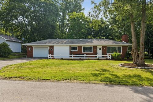 138 Rama Rd, Beaver Falls, PA, 15010-1343 | Card Image