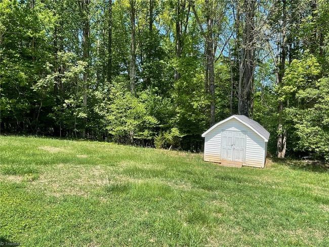 8004 Smithstone Ct, House other with 3 bedrooms, 2 bathrooms and null parking in Summerfield NC | Image 20