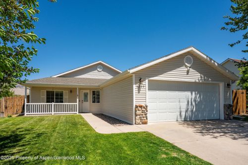 209 Cliff View Cir, Battlement Mesa, CO, 81635-8408 | Card Image