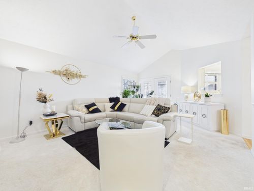 7859 Bosinney Cir, Indianapolis, IN, 46256-4027 | Card Image