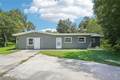 638 Bryan Avenue, House other with 3 bedrooms, 2 bathrooms and null parking in Labelle FL | Image 1