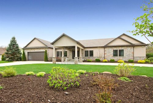 53303 Nadine St, South Bend, IN, 46637-5122 | Card Image