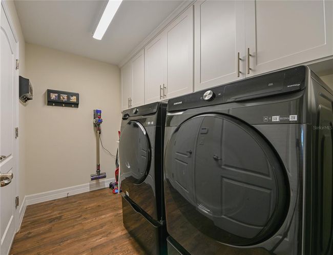 Laundry Room - Downstairs | Image 30