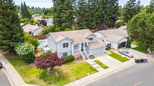 7003 Royal Links Dr, Riverbank, CA, 95367-3314 | Card Image