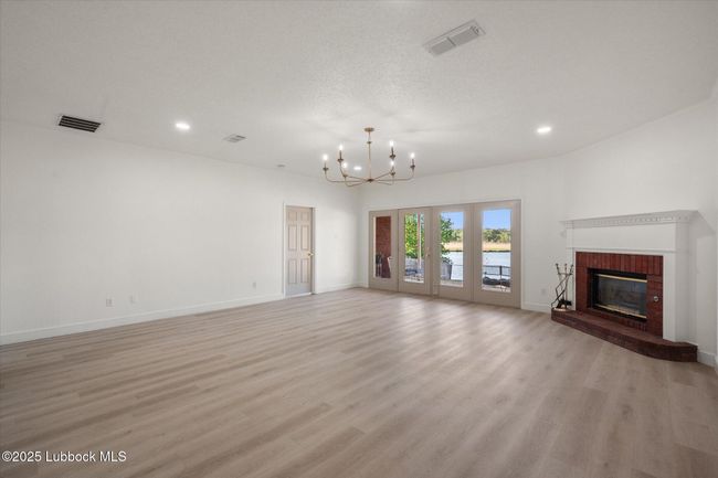 72 S Lakeshore Dr, House other with 3 bedrooms, 2 bathrooms and null parking in Ransom Canyon TX | Image 4