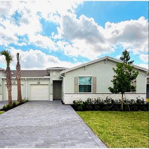 5610 Divine Dr, Delray Beach, FL, 33484-1421 | Card Image