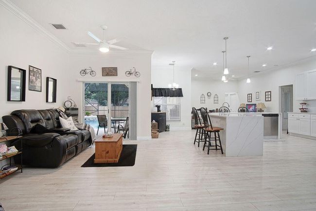 719 Sw Andrew Rd, House other with 4 bedrooms, 3 bathrooms and null parking in Port St. Lucie FL | Image 5