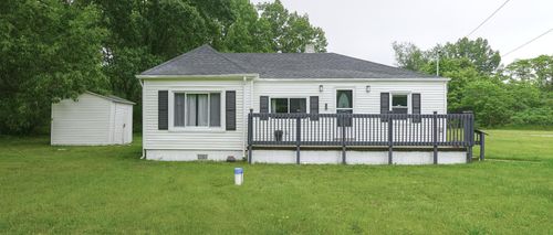 879 Carberry Rd, Niles, MI, 49120-5017 | Card Image